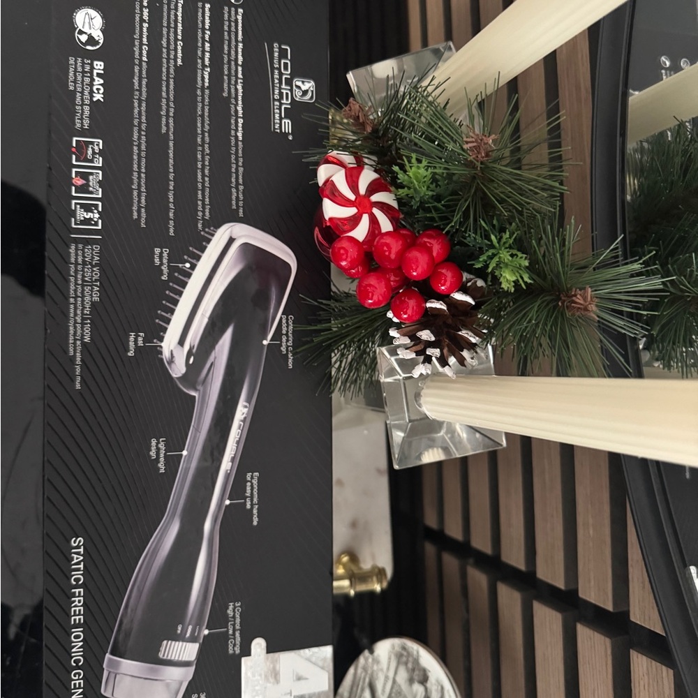Royale 3 in 1 Drying Brush, Styler,
& Detangler static Free ionic generacon - Picture 10 of 11